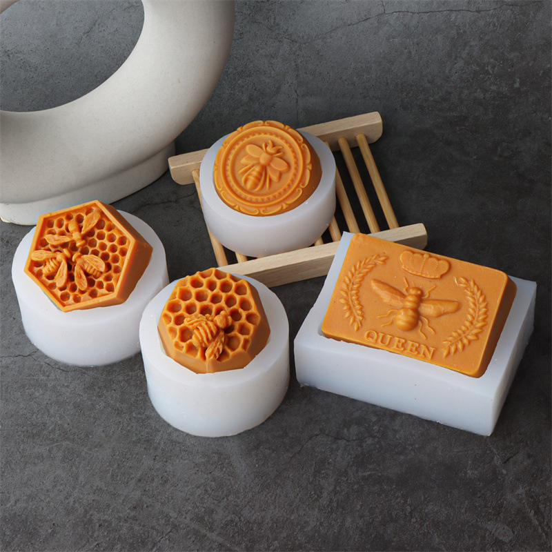 3D Flying Bee Honeycomb Candle - đánh giá và giá Soap Making Instructions